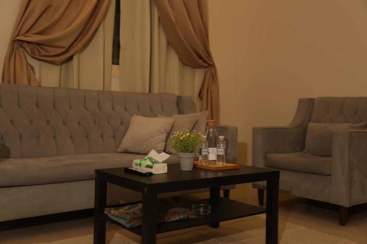 Spacious Apartments At Basla St 3 Mins From King Fahd Stadium Riade Exterior foto